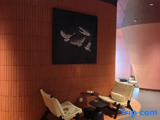 Lincang Heat Limit Limited Edition Hotel