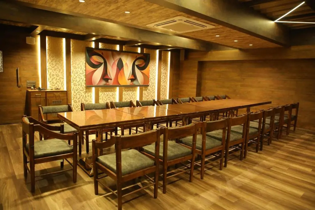 Rajathadri Royal Inn