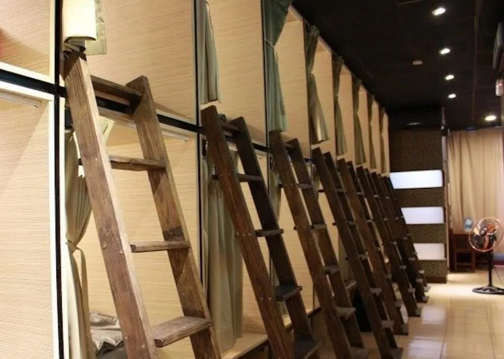 FC Hostel-Ruifang Station