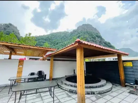 Jiqingli Xianhu Sheyu Mountain Residence