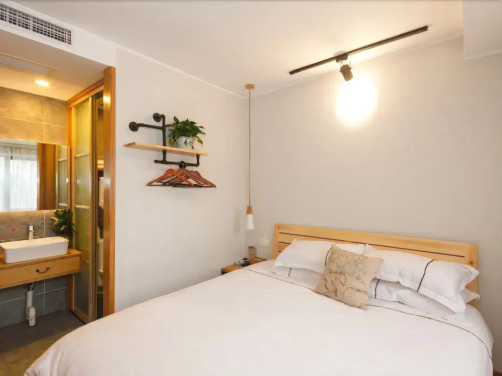 Yue Love Hotel