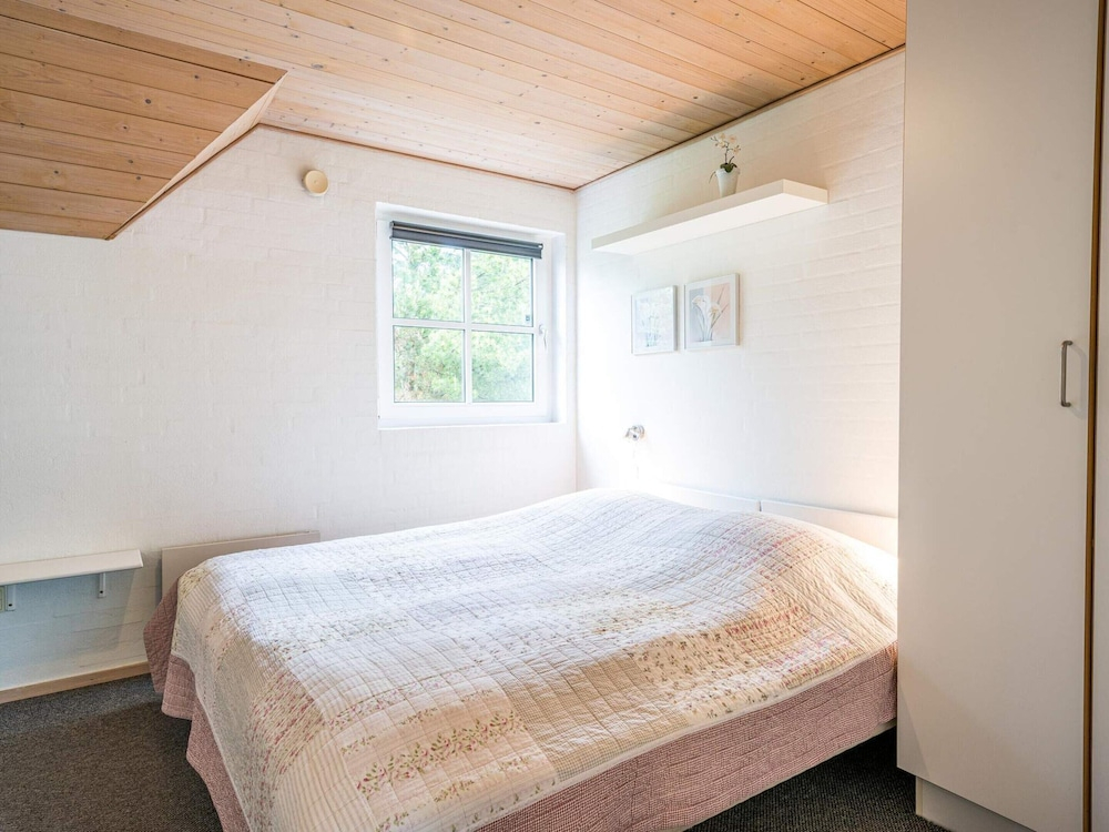 10 person holiday home in Nørre Nebel