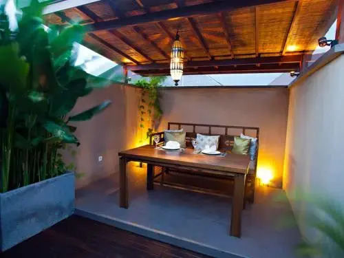 bunga one seminyak