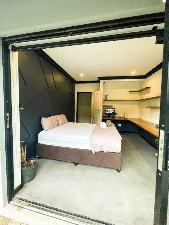 The Urban Sanctuary Boutique Hotel