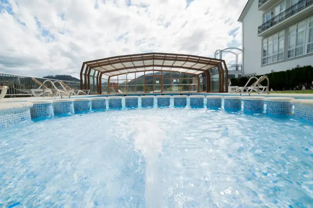 Hotel O Val Do Naseiro