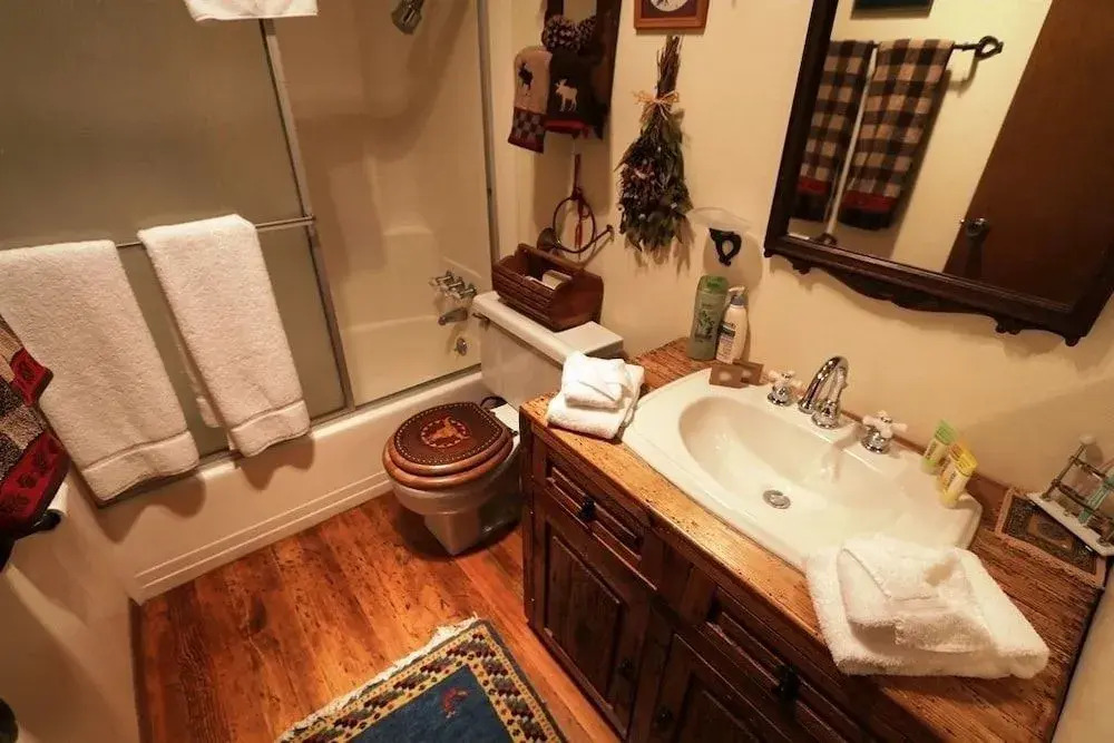 Sierra Manors #127 2 Bedrooms 2 Bathrooms Condo