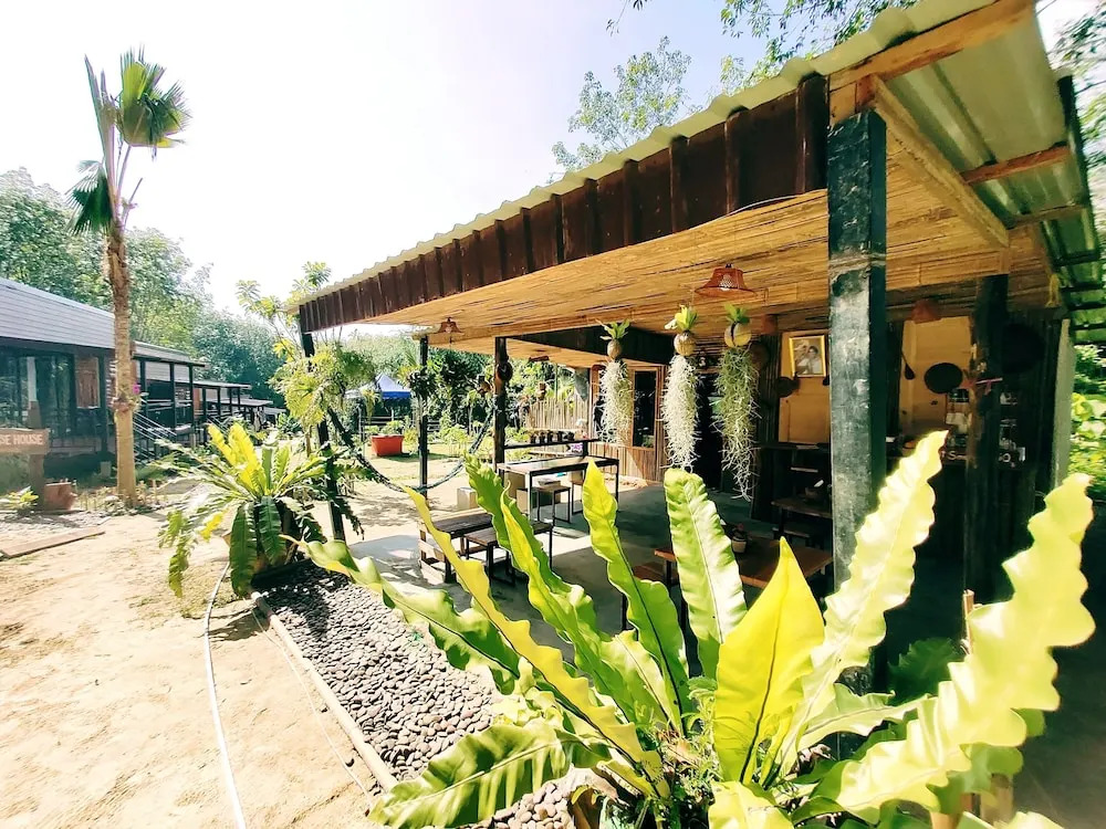 Kohmook Nurse House