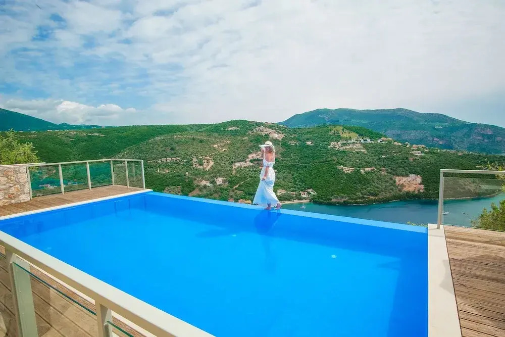 VILLAS MIRO - Luxury Villas with Direct Sea Access for 14 people