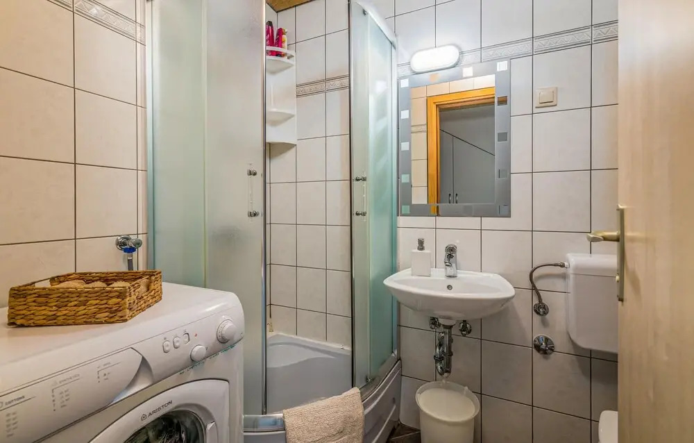 Awesome Home in Krk With Wifi and 2 Bedrooms