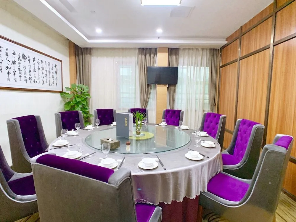 Shenzhen Renshanheng Hotel