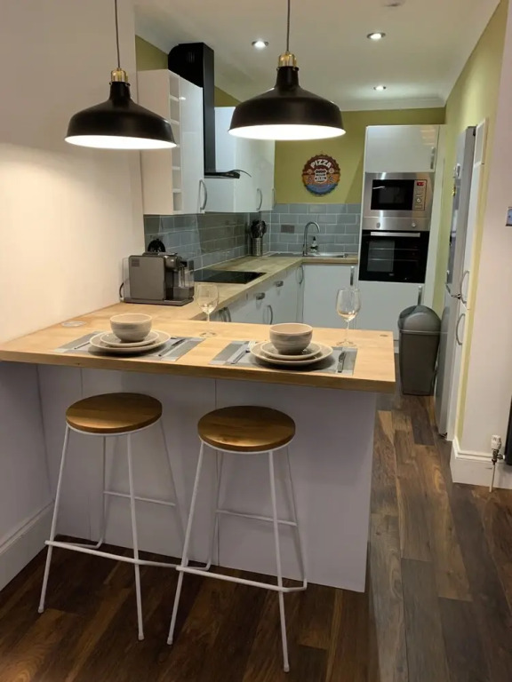 Immaculate 1-bed Apartment in Glasgow Denniston