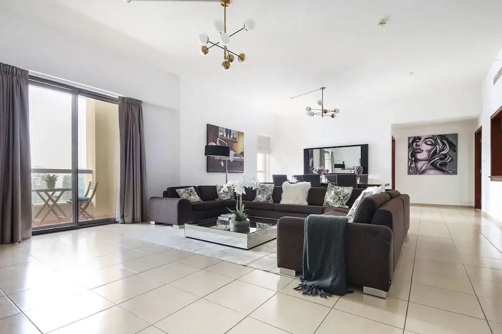 Splendid & Elegant 4BR in JBR - Sleeps 8!