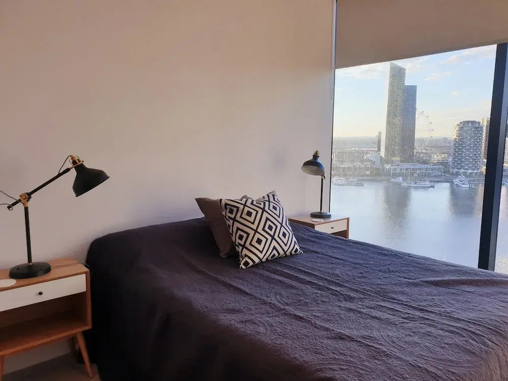 Orange Stay @ No1 Collins Wharf