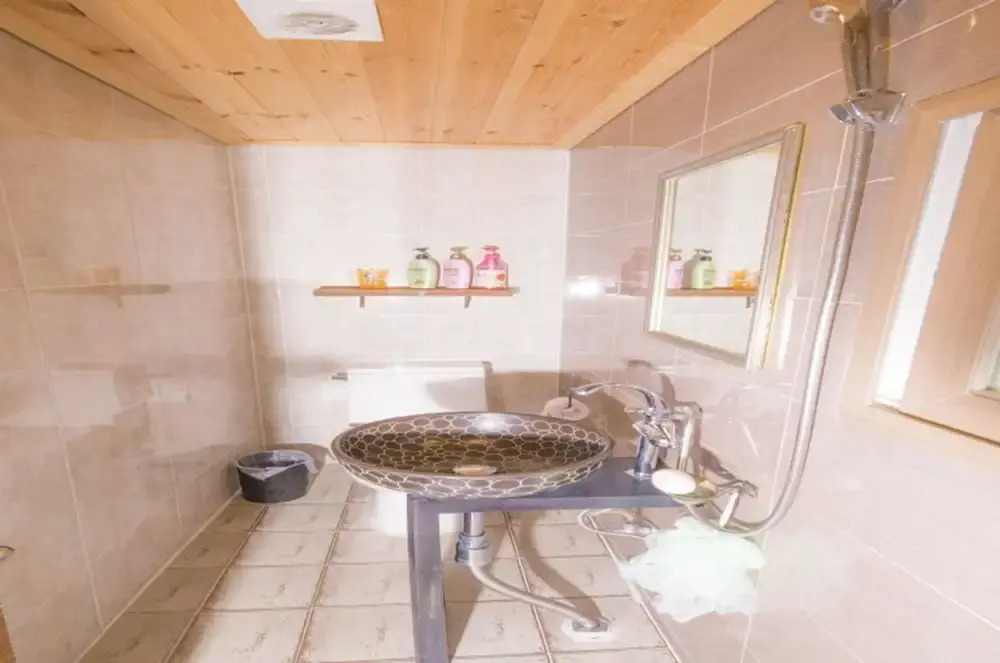 Chuirakdang Guest House