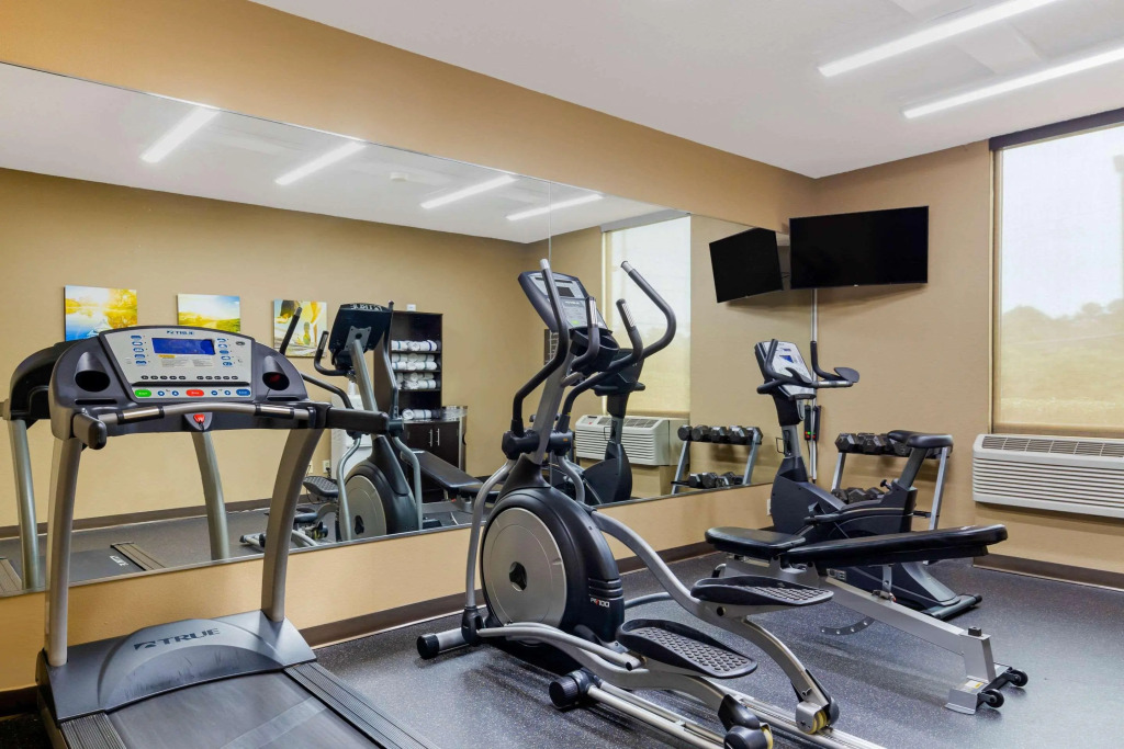 Comfort Inn & Suites Durham near Duke University