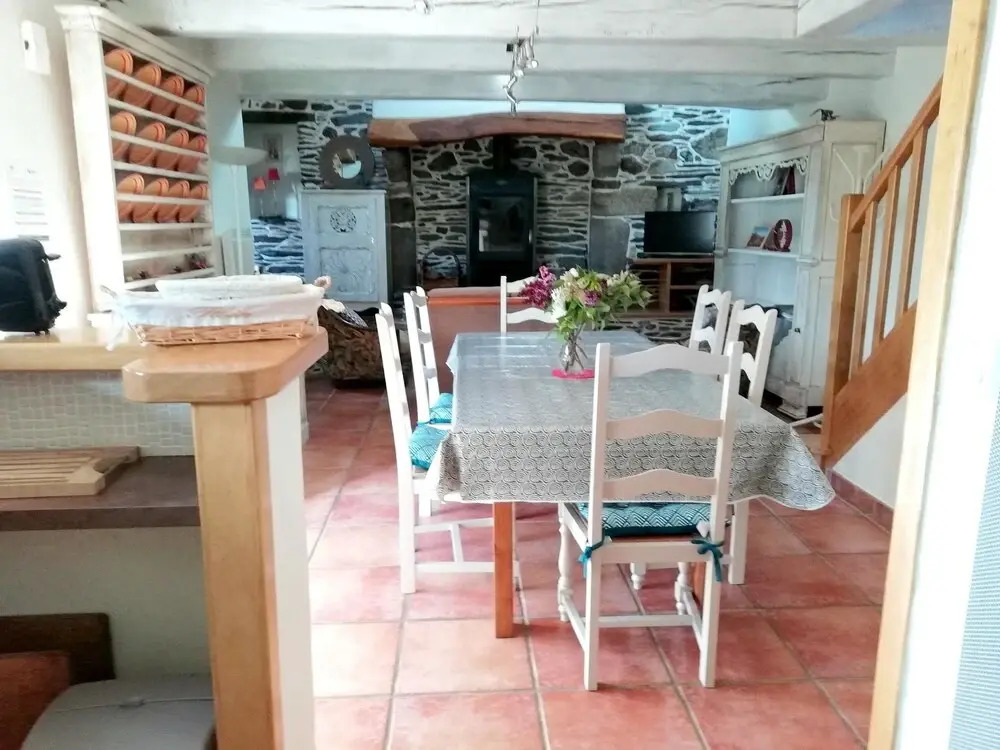 House With 3 Bedrooms in Le Cloître-saint-thégonnec, With Furnished Te