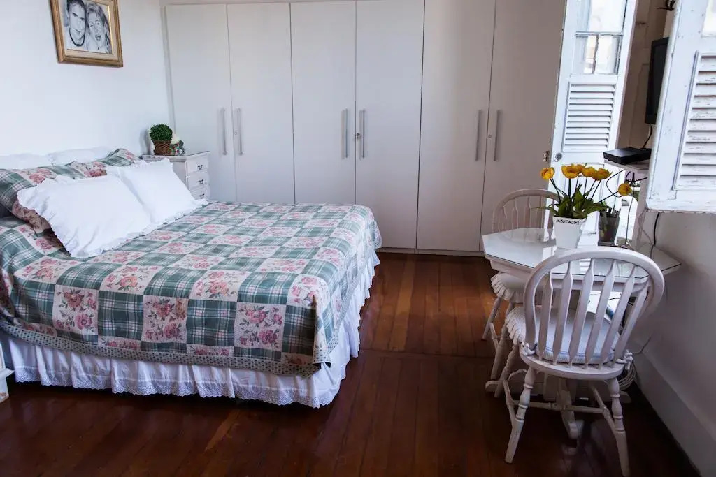 Guest House Casa Amarela