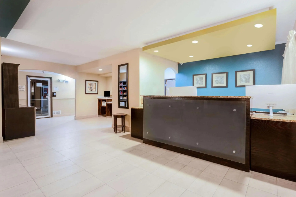 Baymont by Wyndham Henderson-Northeast Denver