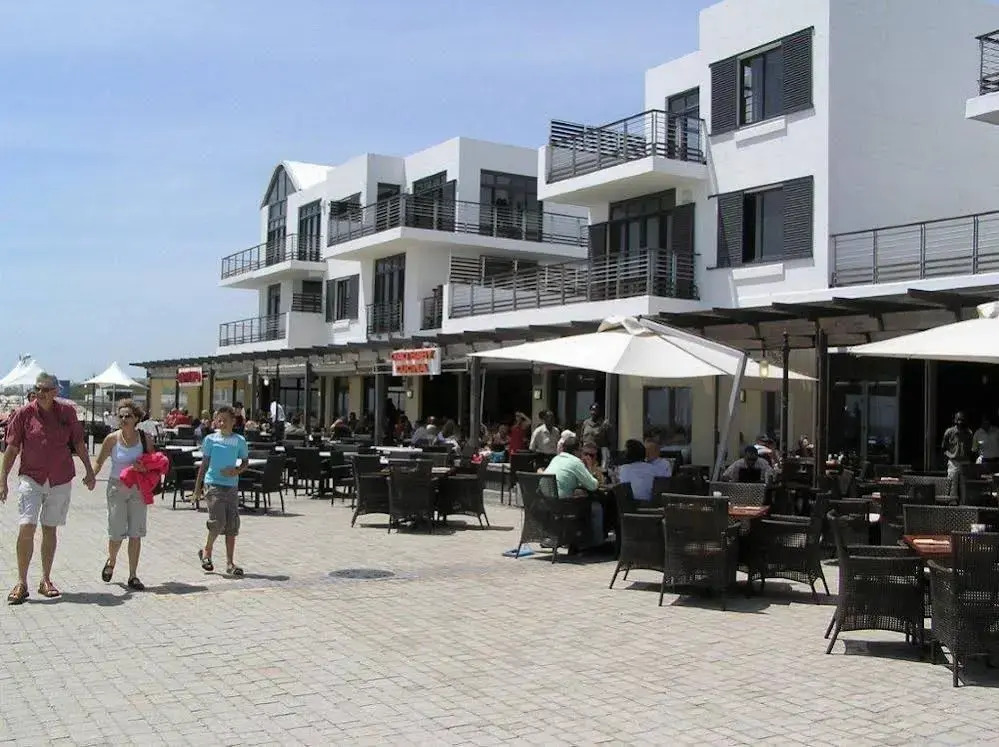 Waves Edge Apartments