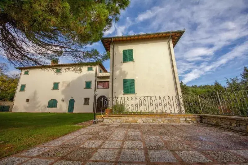 Agriturismo Villa Godenano - Pool&Restaurant