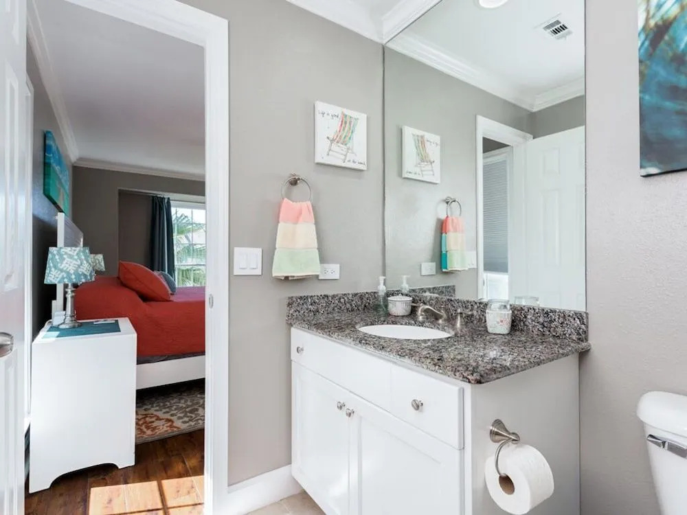 7000 Seawall Blvd Condo Unit 336 by RedAwning