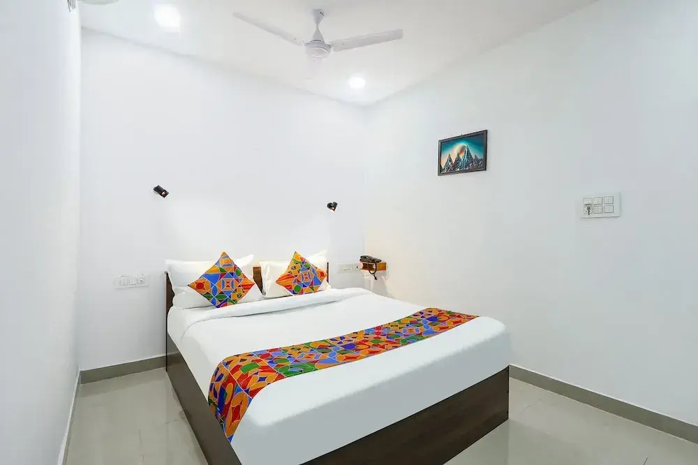 FabHotel VKs Bahadurpally - Nr Mahindra University Bahadurpally Jeedimetla