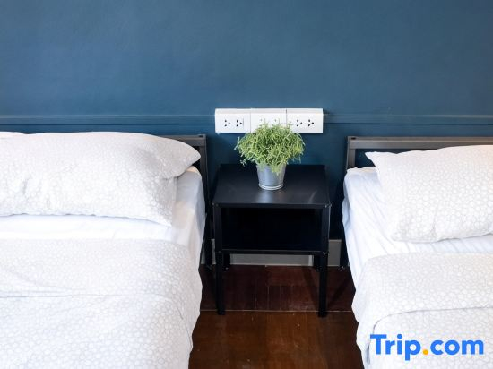 A3 Large Room, Full Facilities