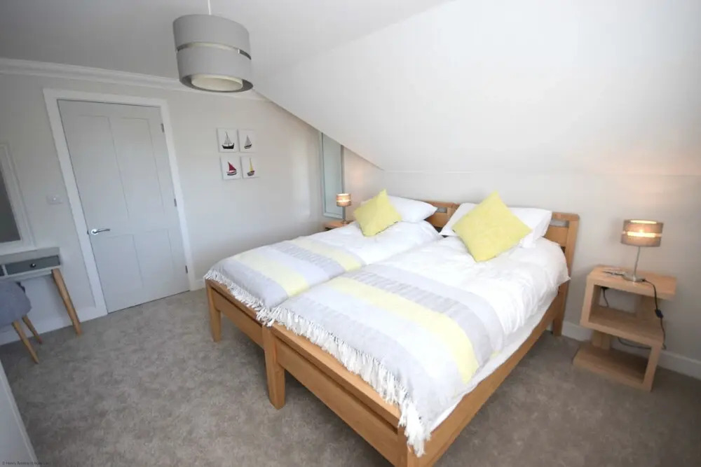 Westhampnett House , Chichester 492113