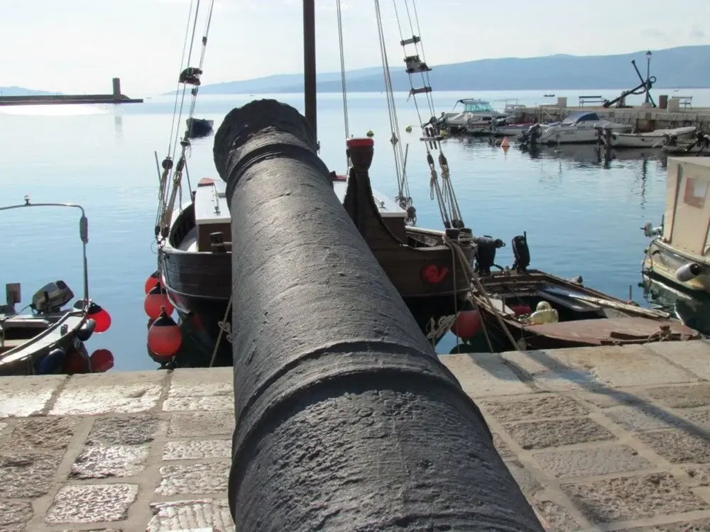 Apartment With one Bedroom in Senj, With Wonderful sea View, Enclosed
