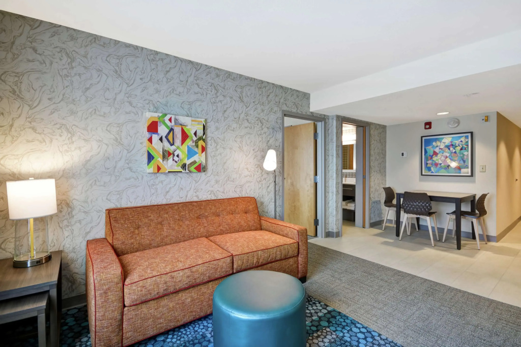 Home2 Suites By Hilton Portland Airport