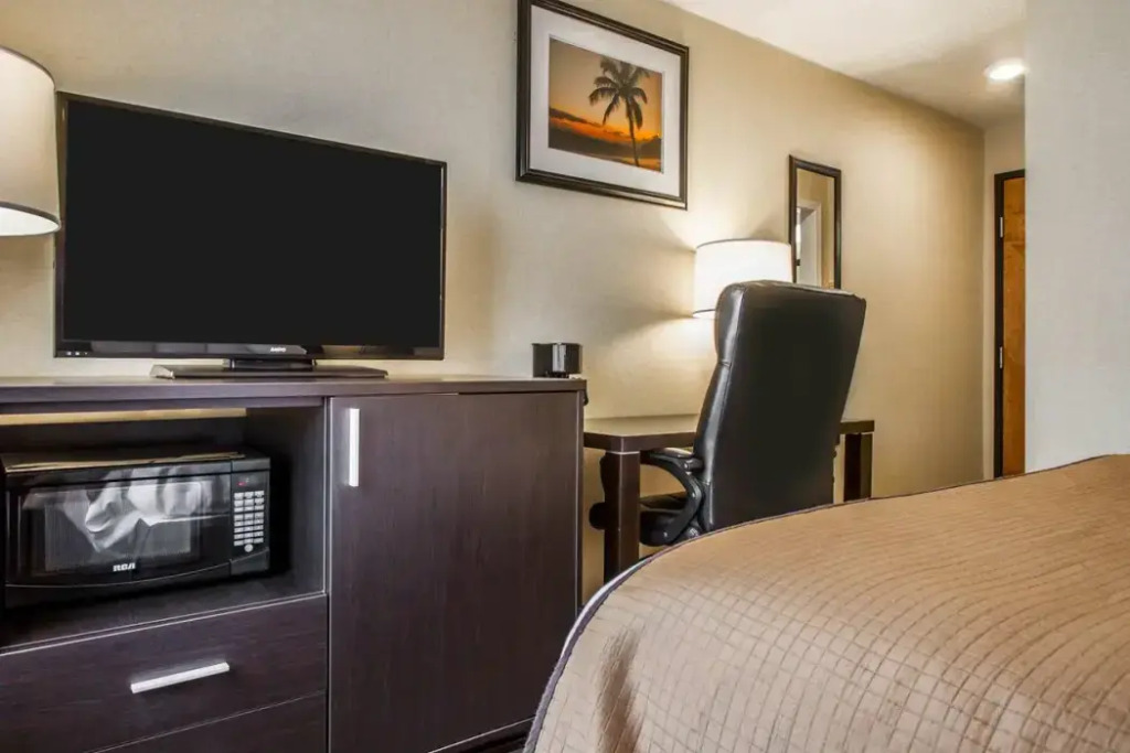 Quality Inn & Suites South Portland