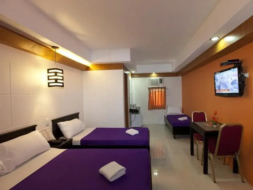 Valleyfront Hotel