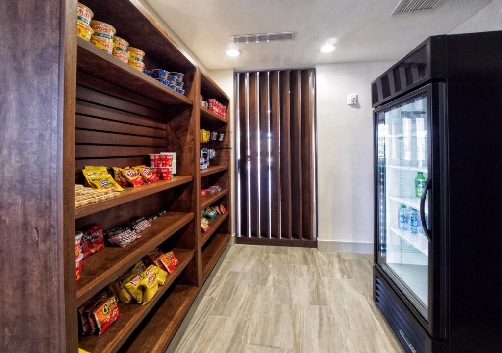 Holiday Inn Express & Suites Moore by IHG