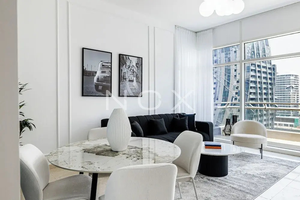 2BR 908 Bay Square B13