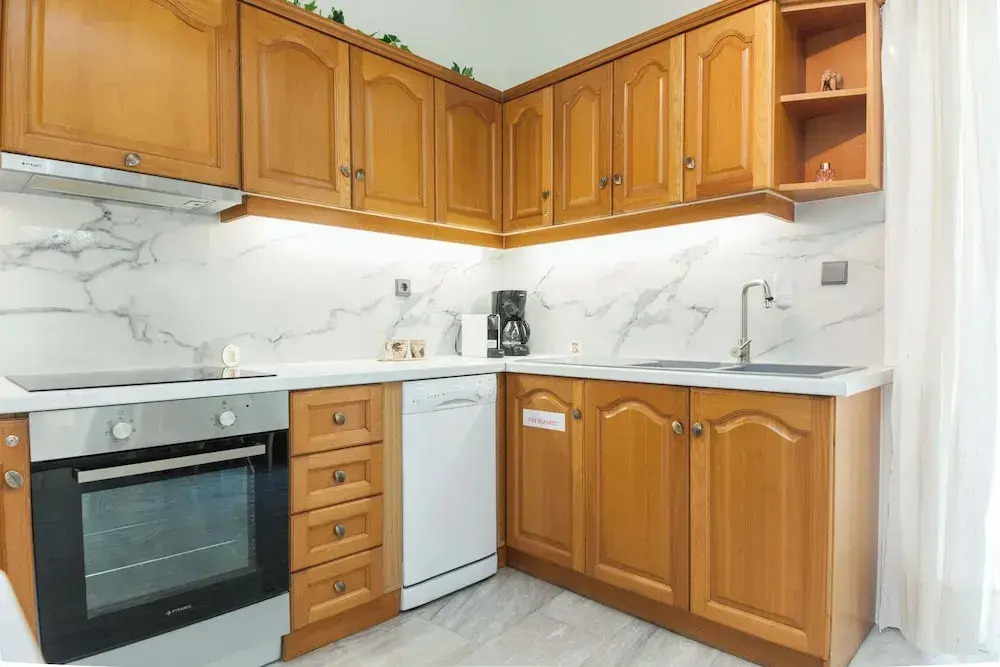 Classical 2 Bd Beauty Apt in Chalandri