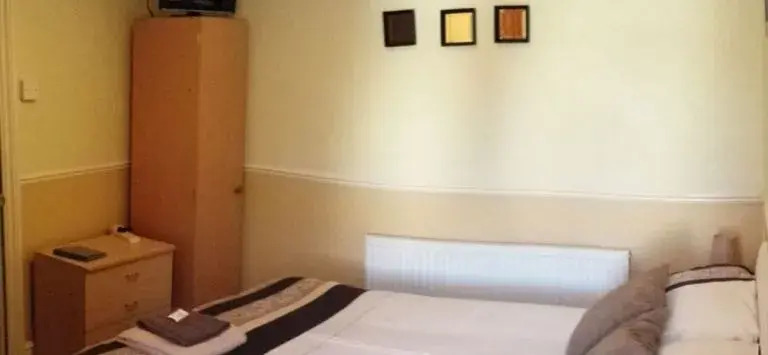 Bedmond Hotel