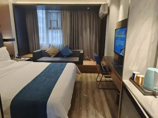 Yeste Hotel (Leye)