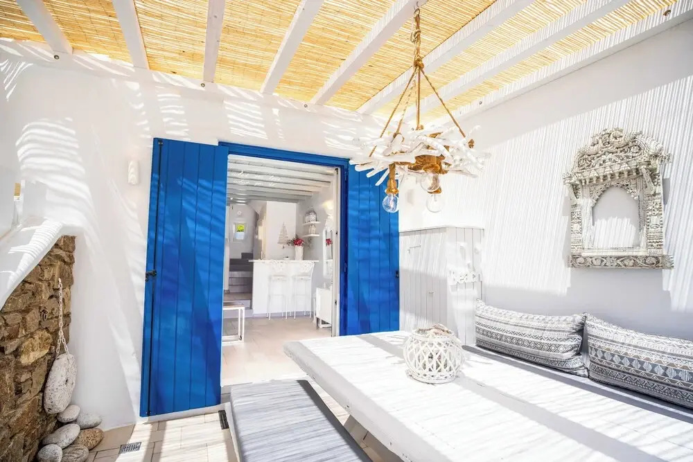 Phaedrus Living: Ornos Beach House Mykonos