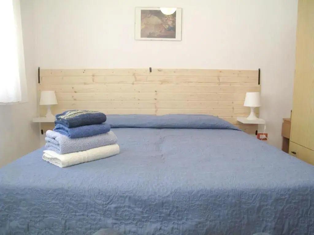 2 bedrooms house with wifi at Alcamo