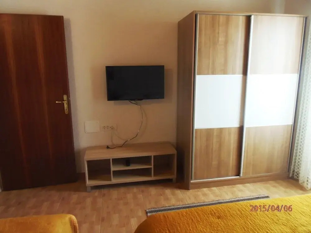 Apartments Milka Brodarica