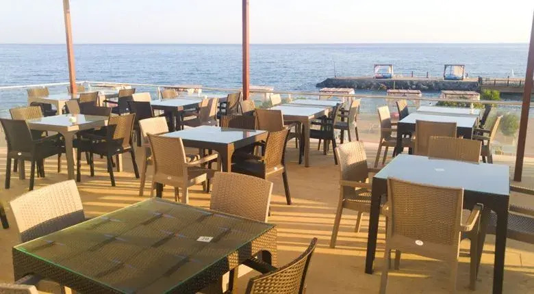 Ada Beach Hotel