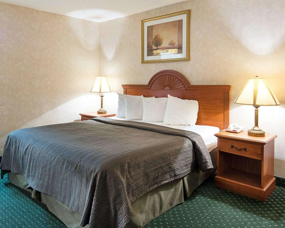 Quality Inn Petersburg Fort Lee Area