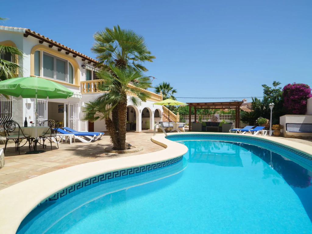 Holiday Home Villa Paradise by Interhome