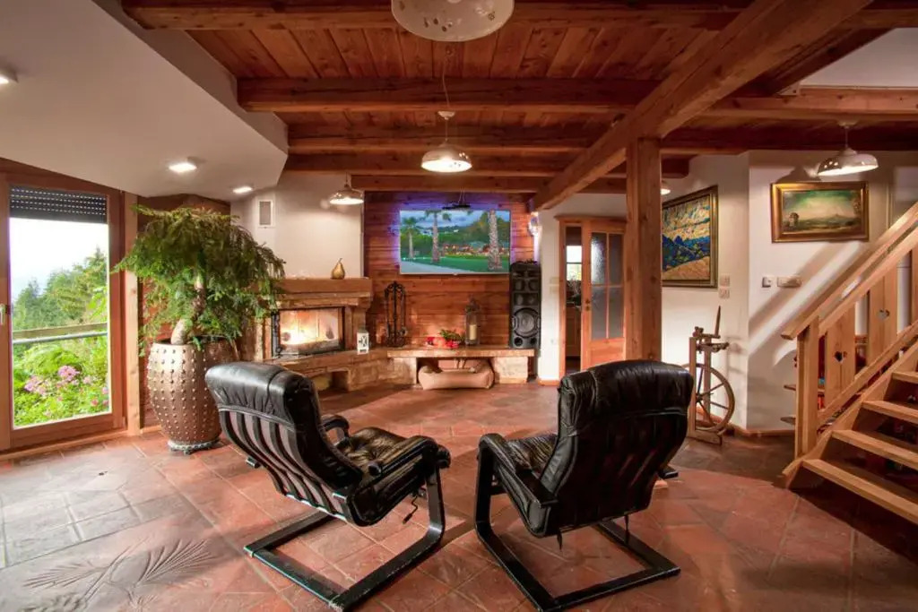 Mountain Chalet Podgorje /w Private Pool - Happy Rentals
