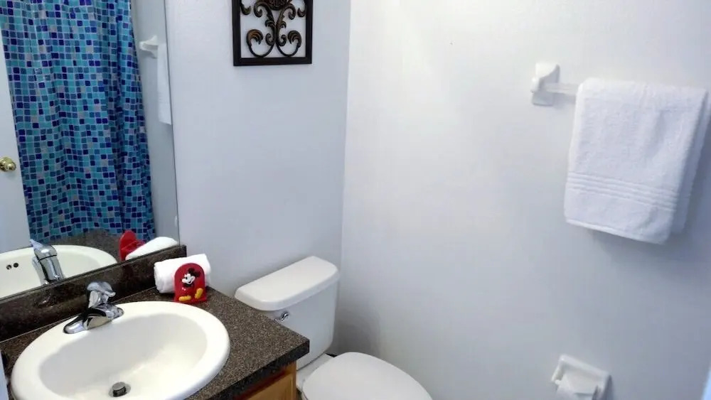 5 Beds With Private Pool Near Disney Parks 4703 5 Bedroom Home by Redawning