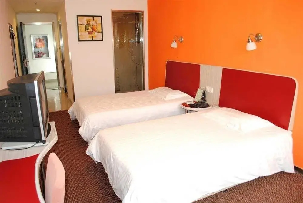 Motel 168 Jiu Yan Qian Inn