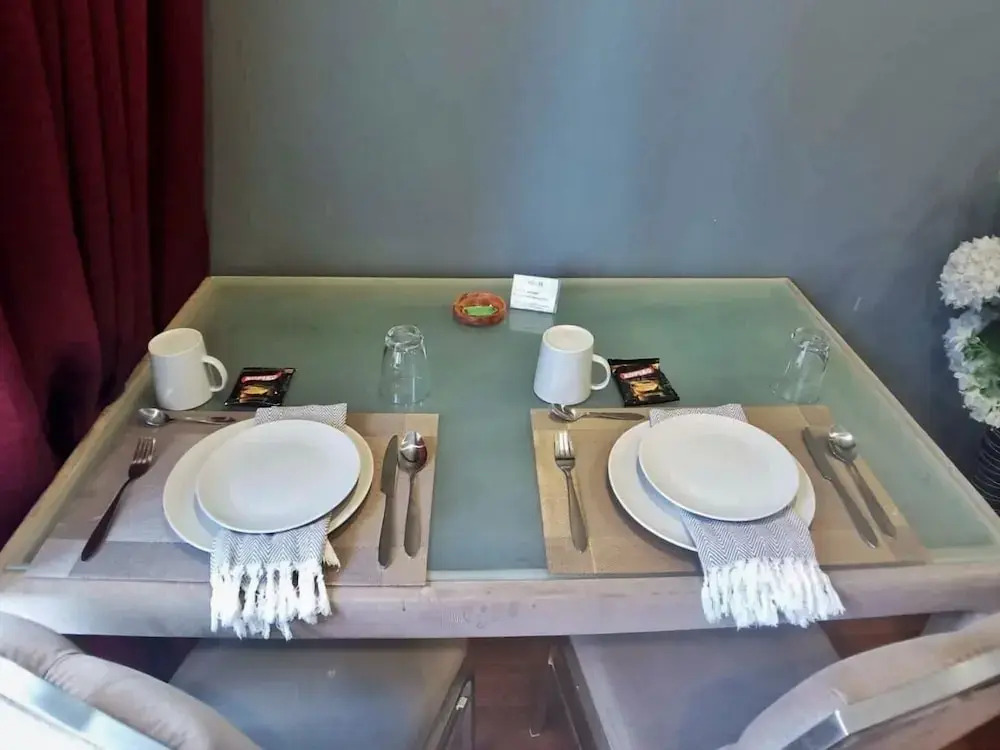 The Staycation - Boutique rooms