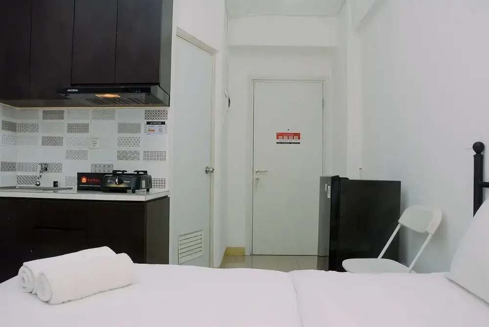 Simply and Homey Studio at Green Pramuka Apartment