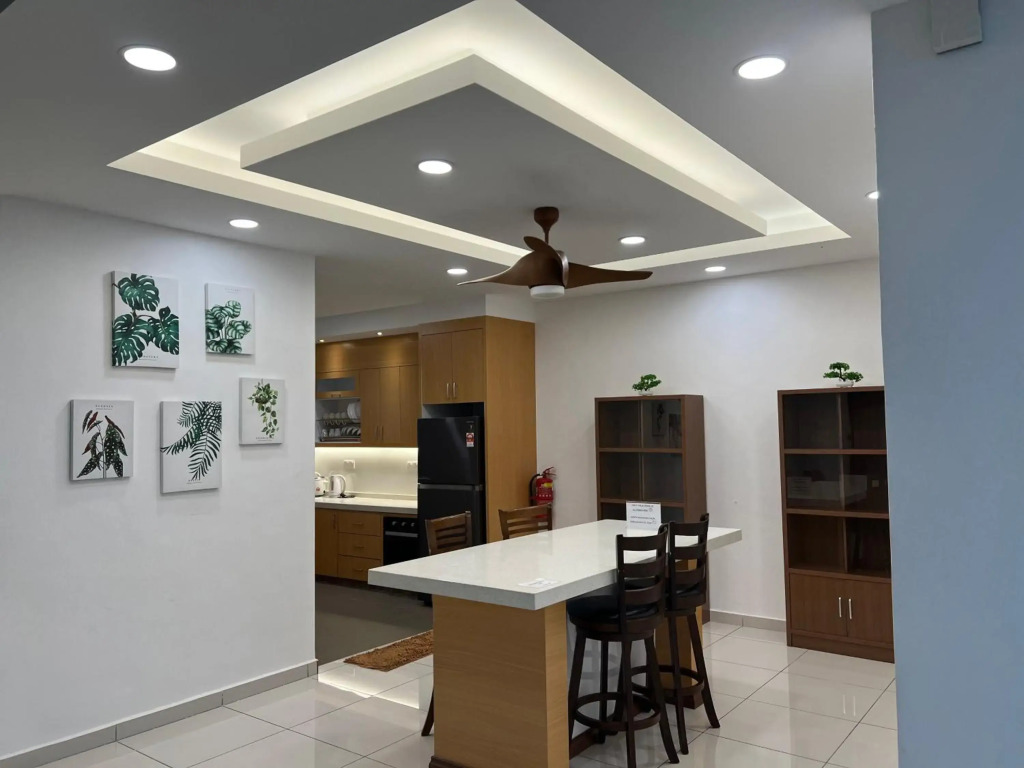 4 bedrooms (private bathroom) Perdana Hill Villa