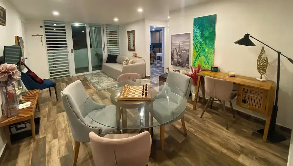 Castillo del Parque Stylish 2bed Apt